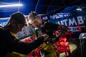 BIB: 00015
                            <button type="button" onclick="openModal(22791830)" class="btn btn-primary btn-sm float-right btn-popup" data-toggle="modal" data-target=".modal-high-quality">
                        <i class="fas fa-shopping-cart"></i> Add to Cart
                    </button>
                                            <button type="button" onclick="isThisMe(22791830, true)" class="btn btn-success btn-sm float-right btn-popup btn-isme hidden" data-toggle="tooltip" data-placement="bottom" title="นี่คือรูปของคุณใช่ไหม คลิกที่นี่เพื่อเอาเข้าอัลบั้ม">
                        <i class="fas fa-plus"></i> Add to album
                    </button>
                    <button type="button" onclick="isThisMe(22791830, false)" class="btn btn-warning btn-sm float-right btn-popup btn-isnotme hidden">
                        <i class="fas fa-ban"></i> Remove from album
                    </button>